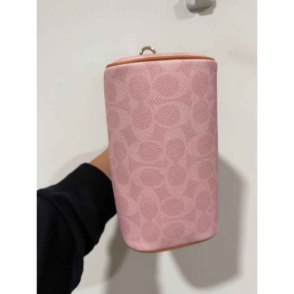 Coach Powder Pink Mini Rowan With Tea Rose Charm Authentic NWT CEK79 IN HAND - Picture 4 of 5